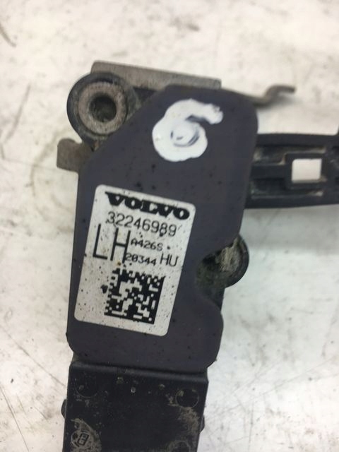 фото №5, Volvo s90 датчик вирівнювання світла 32246989