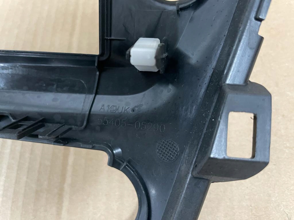 фото №4, Toyota avensis iii t27 lift t29 2015- рамка радіо навігації 55405-05290