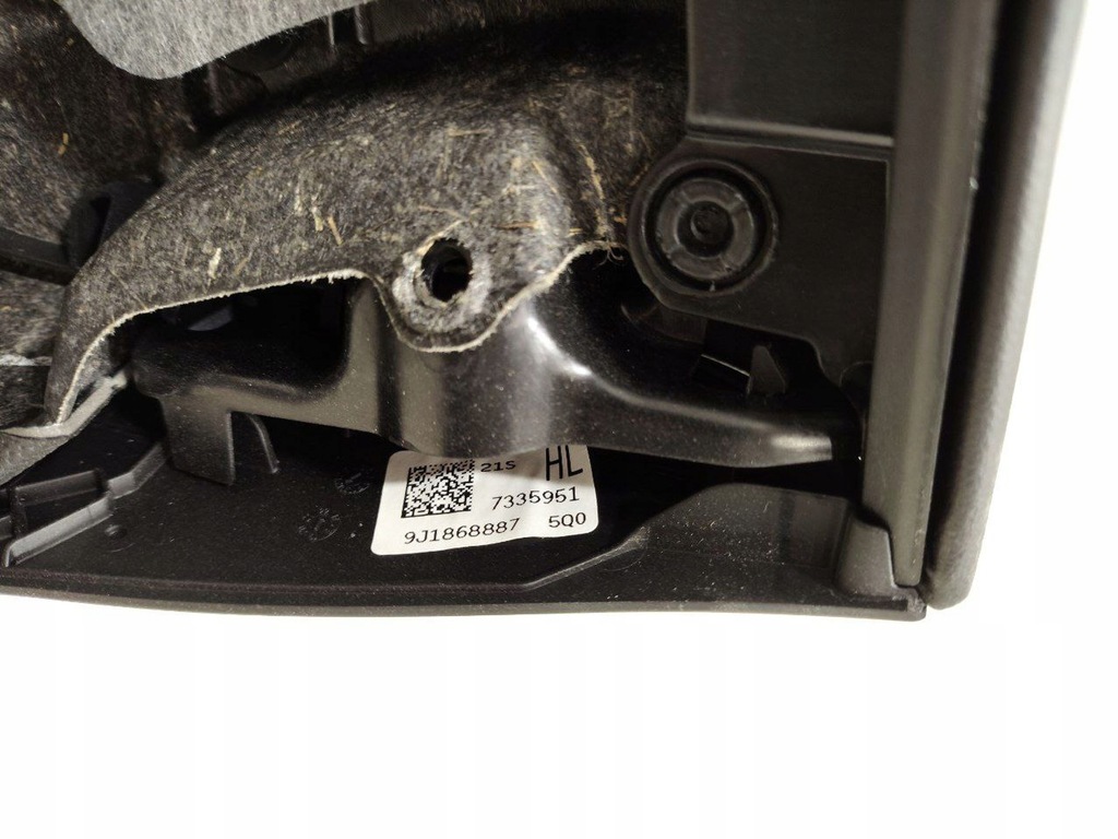 фото №7, Porsche taycan 9j1 2023 обшивки / обшивка дверь задних 9j1864603