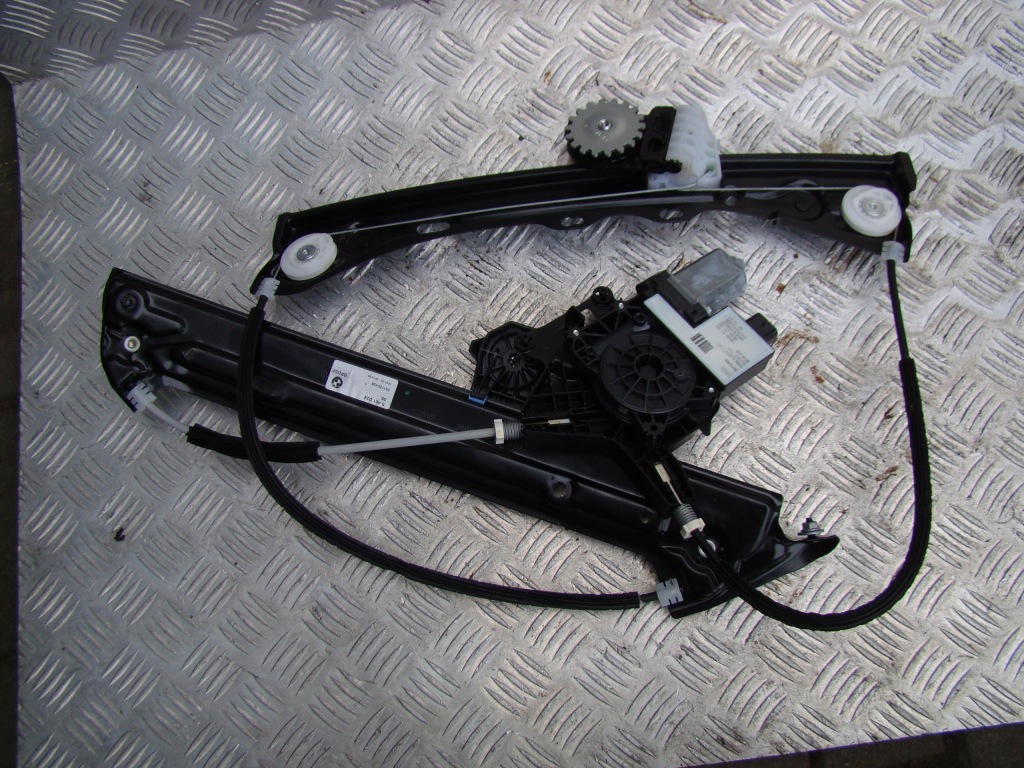 Купити Bmw 2 f44 підйомник скло правий перед 5a01d24
