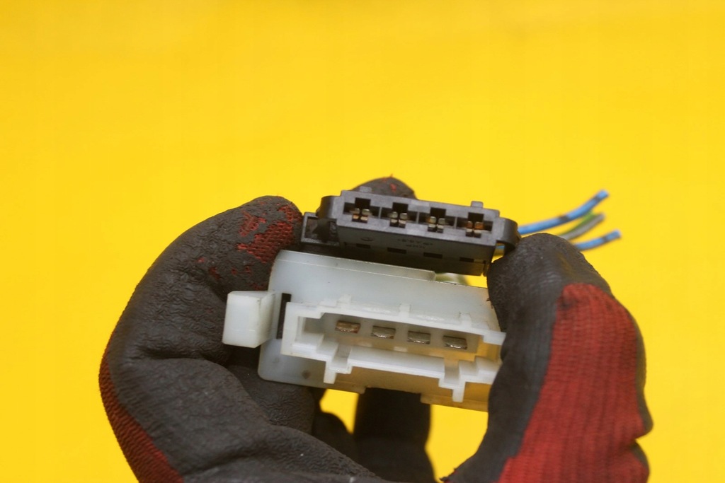 фото №5, Резистор вентилятор vectra c 3.0 cdti