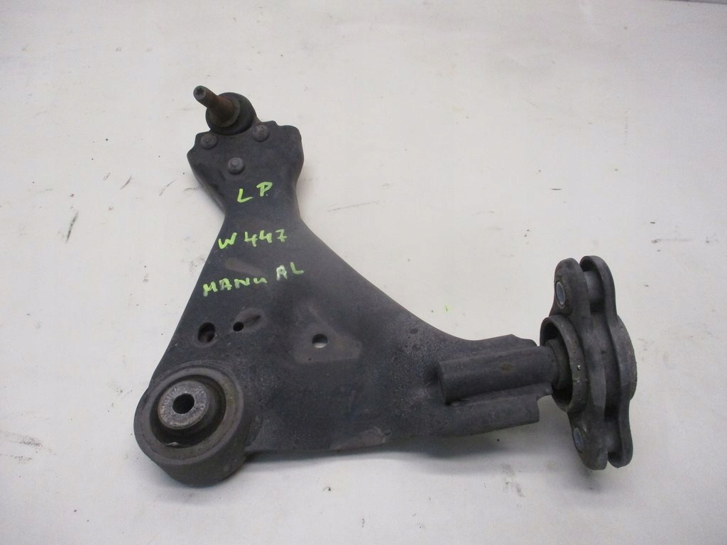 фото №1, Рычаг левый перед mercedes vito w447