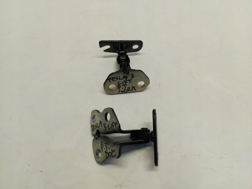 Купить Tesla model 3 рестайлинг  2024 highland петля дверь правый  задняя