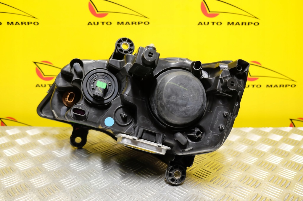 фото №12, Chrysler voyager town country 2007- фара лампа ксенон r usa