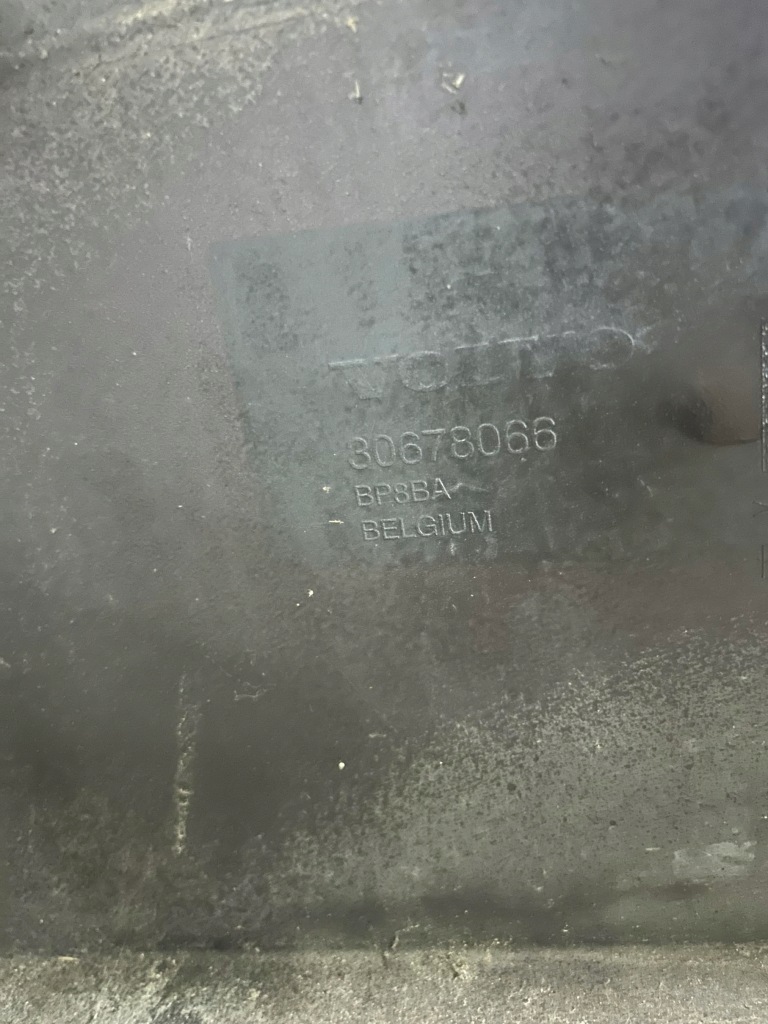 фото №10, Бампер задняя задний v50 kompletny przed liftem