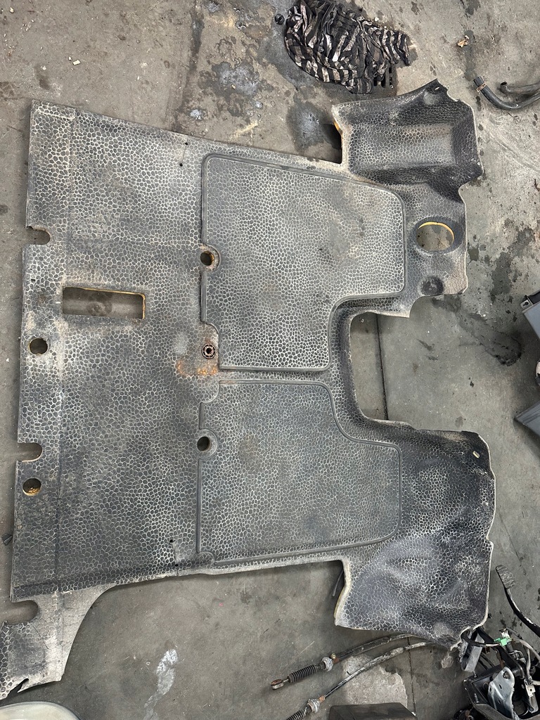 фото №1, Nissan primastar trafic ii vivaro пол