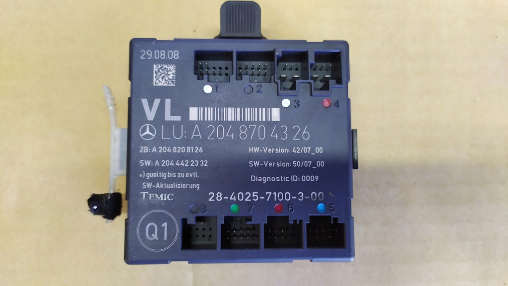 фото №1, Mercedes w204 модуль дверь левый перед a2048704326