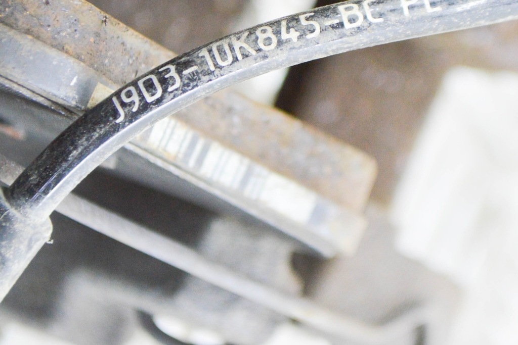 фото №9, Jaguar i-pace x590 ev400 awd задний правый суппорт тормозной с колодки t4k813