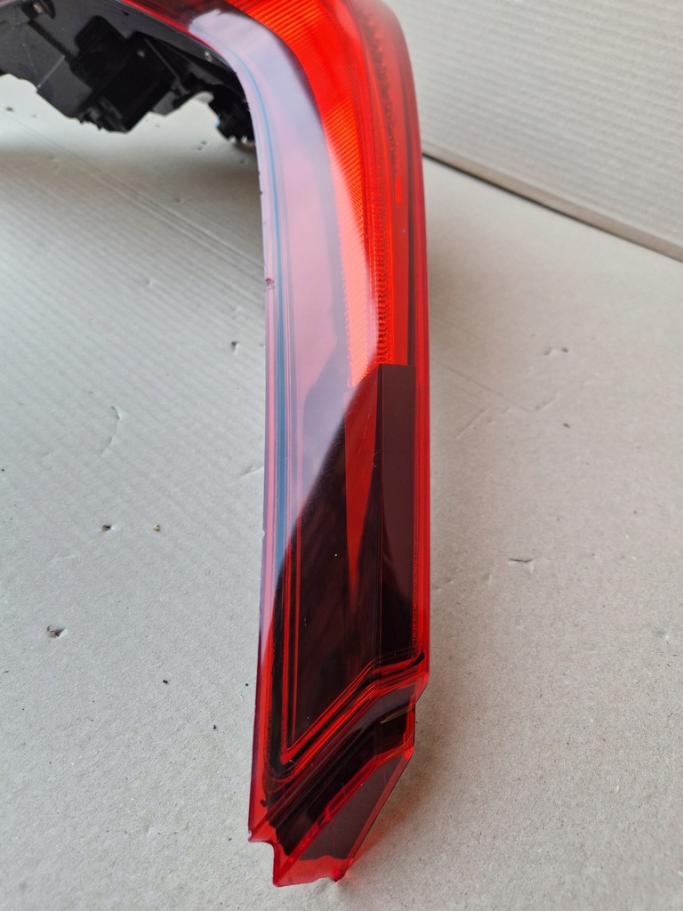 фото №9, Volvo xc60 ii лампа правая задняя задняя led usa #306