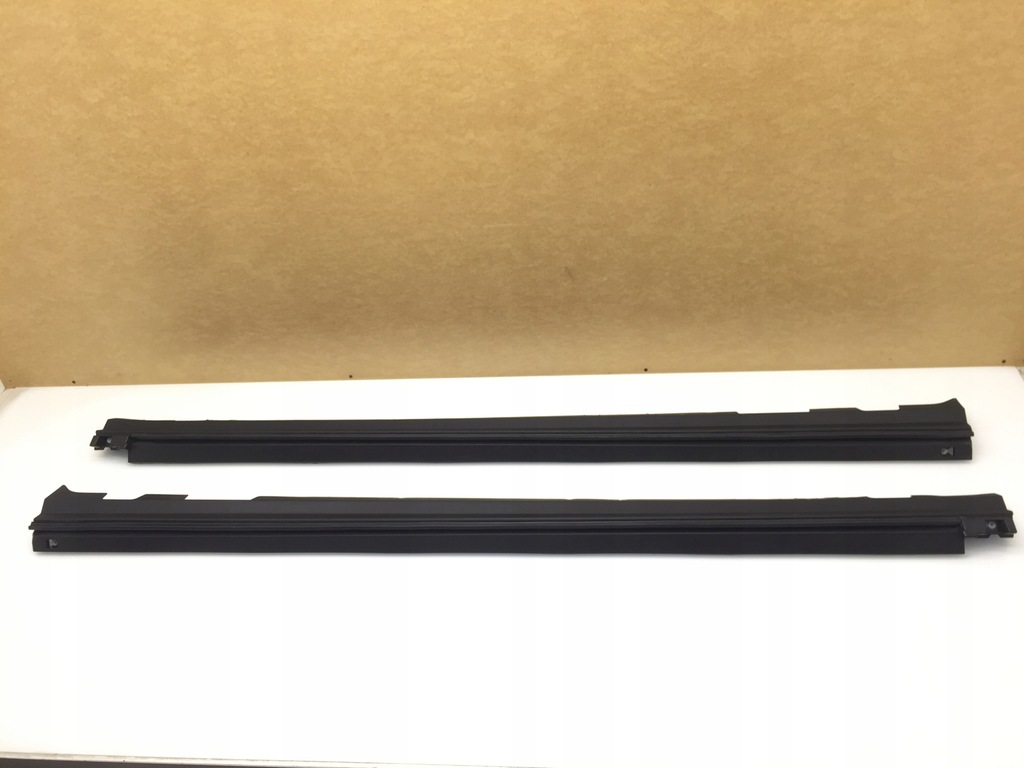 фото №1, Volvo xc40 порог молдинг накладка порог левая bdb!