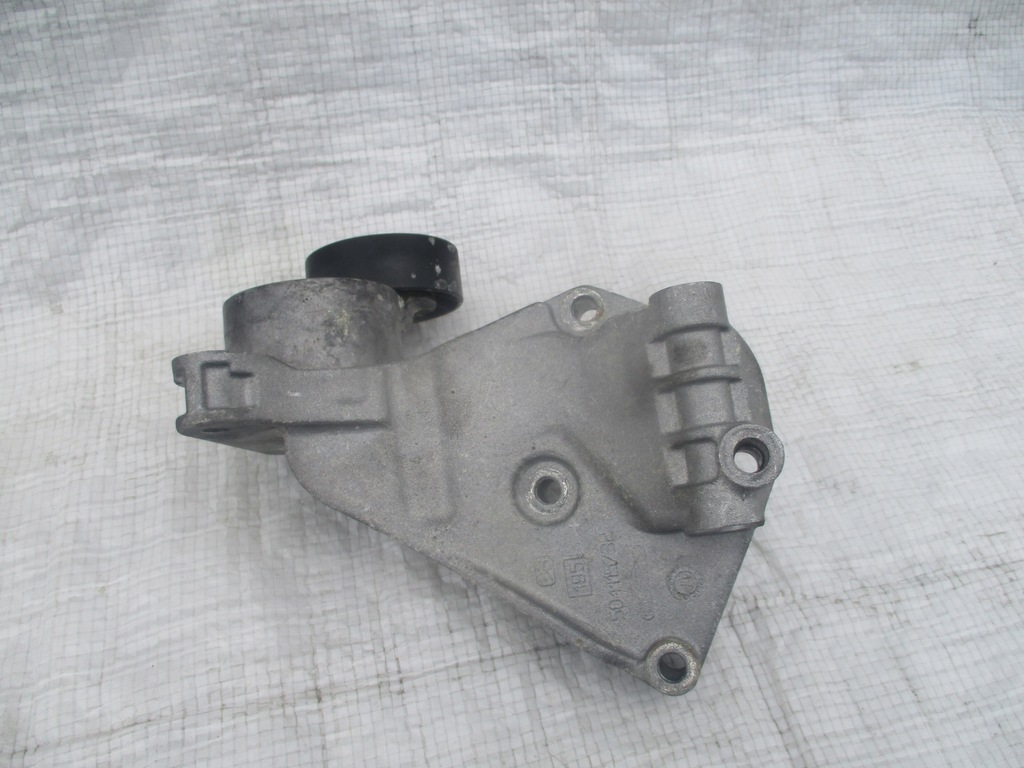 фото №1, Кронштейн кронштейн двигателя iveco daily iv 3.0 hpi