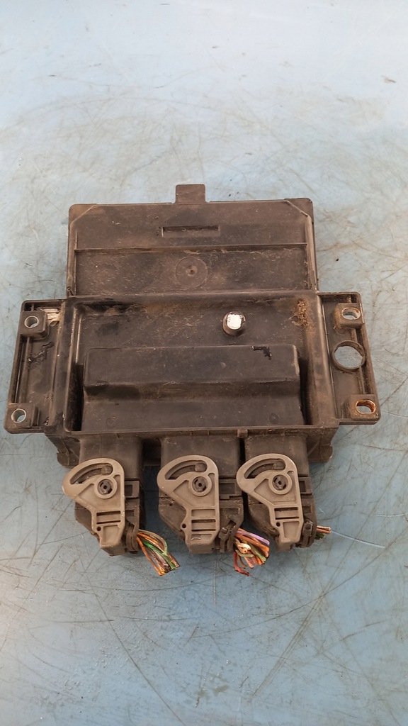 фото №4, Бортовий комп'ютер двигуна renault modus 1.5dci 04r