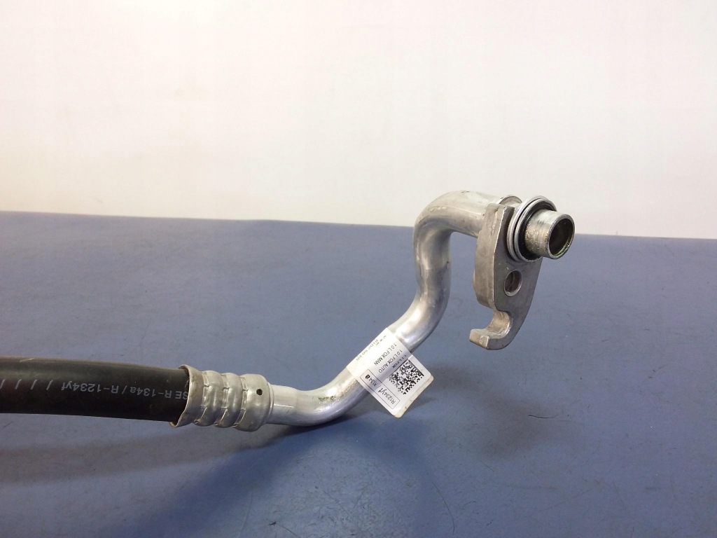 фото №2, Ford fiesta mk8 1.0 b шланг кондиціонера