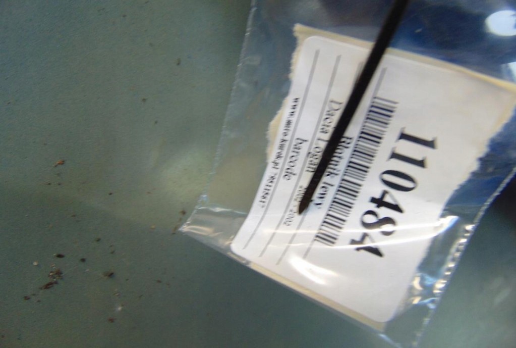 Dacia logan крыло  левое  лак ov61a состояние видимый на фото Цена