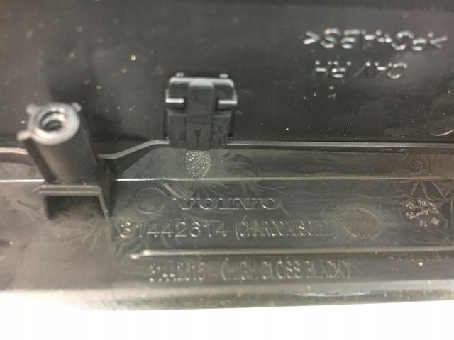 фото №5, Volvo xc40 решётки обдув рамка середина 31442614