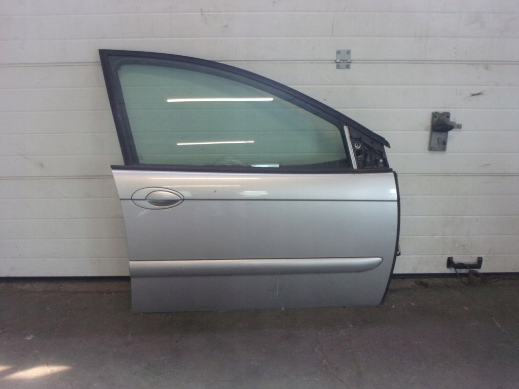 фото №1, Дверь передние правое kombi ezrc citroen c5 i