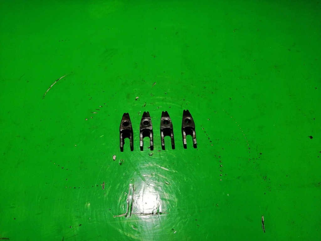 фото №1, Подножка форсунки кронштейн 2.5 tdci wl-at ford ranger iv mazda bt 50