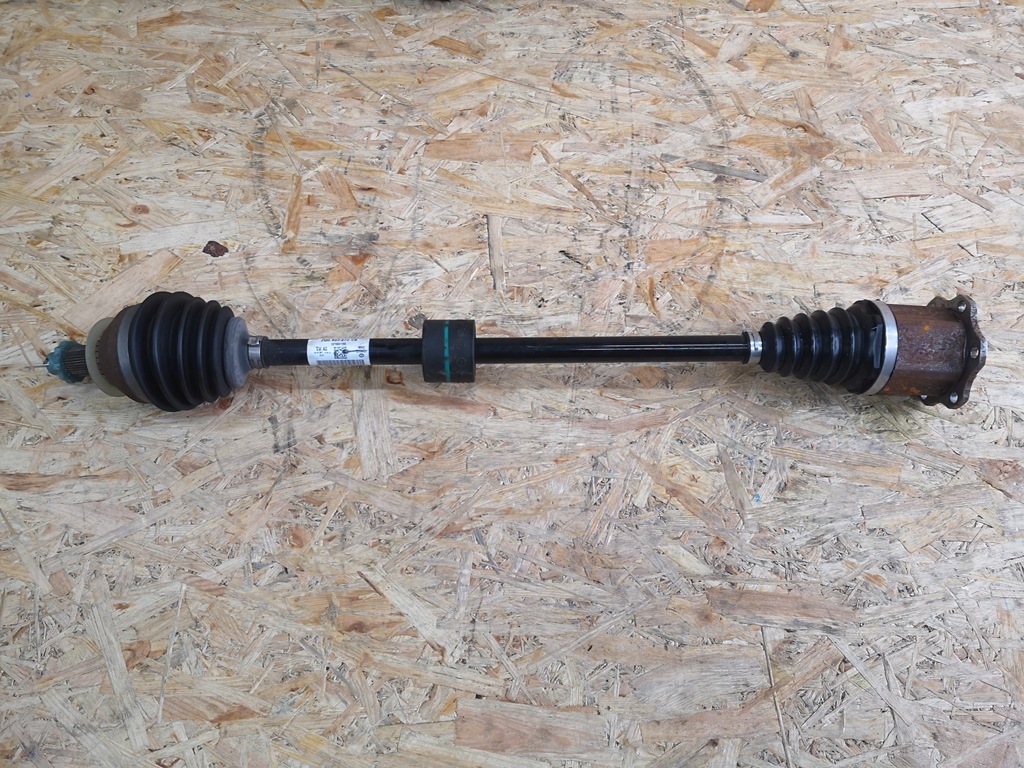 фото №1, Vw t-cross приводной вал правый перед 2q0407272cb 1.0 tsi