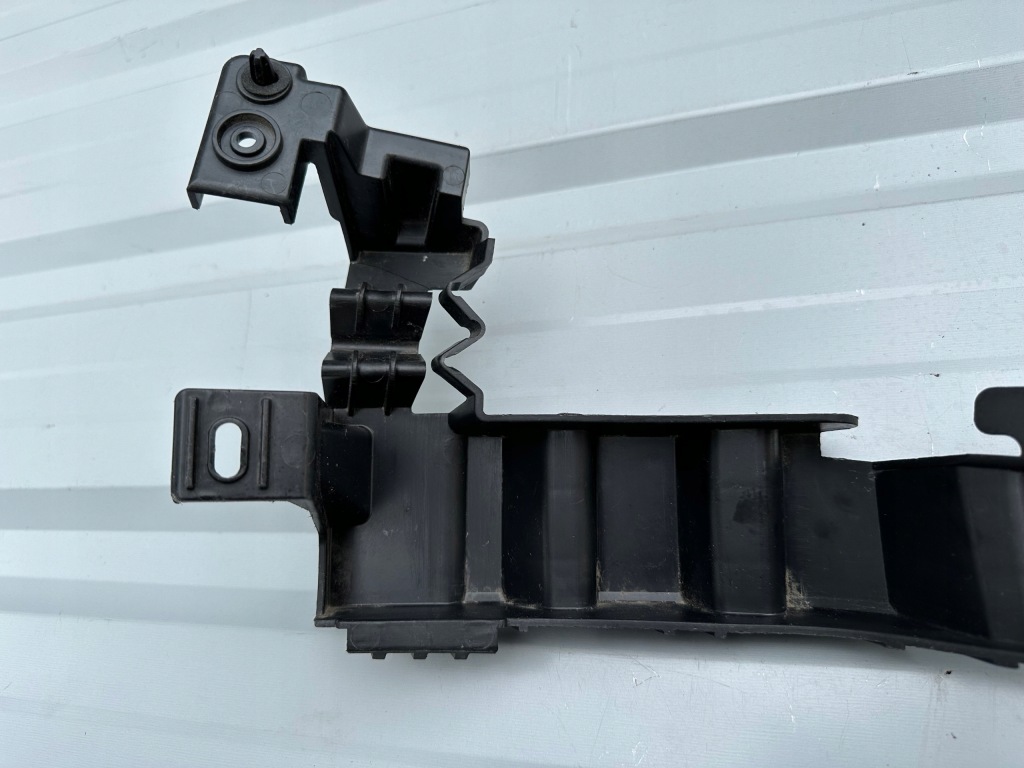 фото №9, Jaguar e-pace x540 усилитель бампера направляющая правый m9c3-17a882