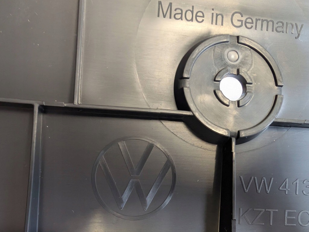 фото №7, Vw id7 id 7 14a подкладка pod номерной знак молдинг 14a807287b nowa оригинал