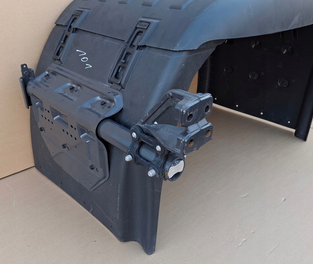 фото №11, Scania r s крыло подкрылок czapka накладка комплект