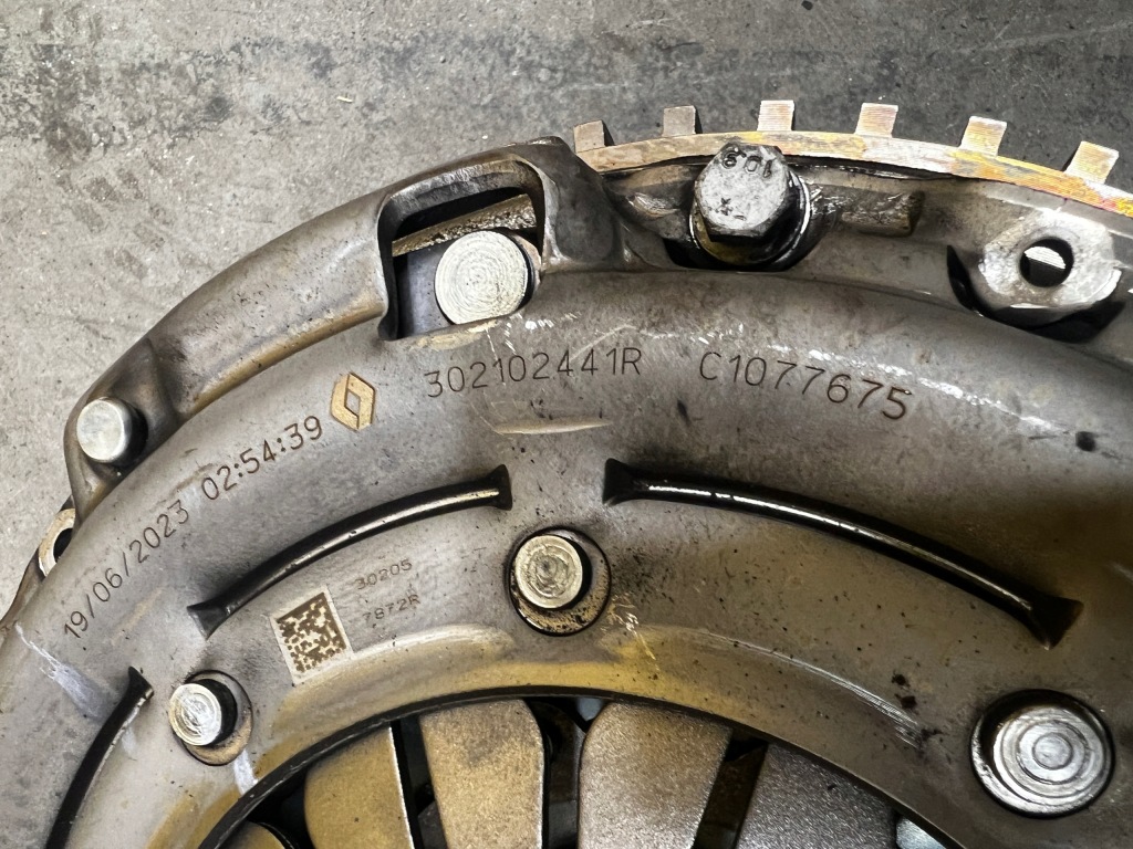 фото №8, Сцепление полный двухмассовый маховик dacia sandero iii 1.0 tce