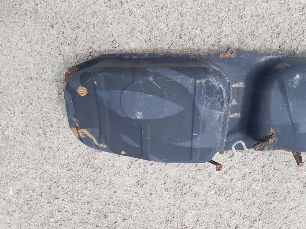 фото №12, Бак топлива bmw e30 узкая лампа coupe