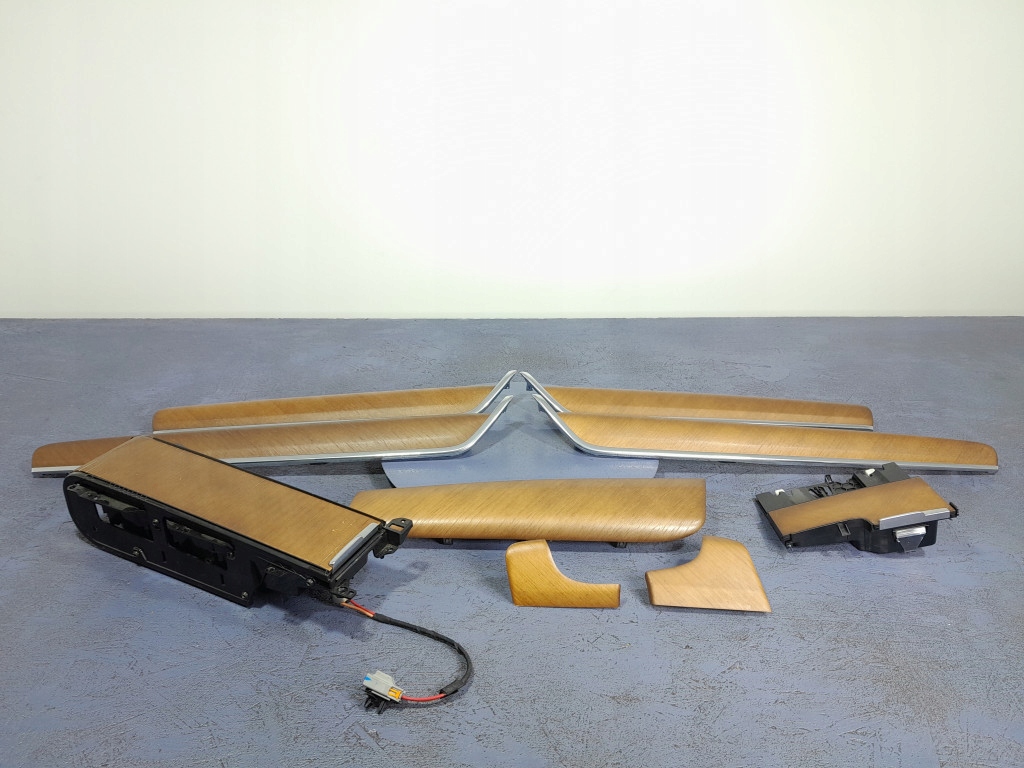 фото №1, Volvo s90 ii long накладки декори салону led inscription 31377368