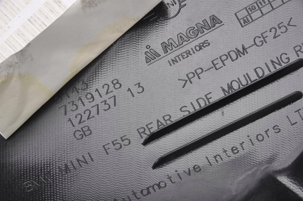 фото №9, Mini f55 обшивка багажника задний