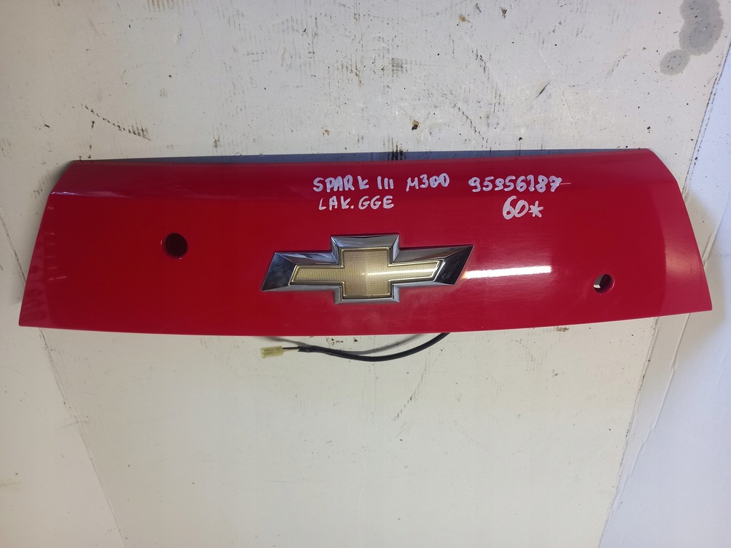 фото №1, Накладка кришки багажника chevrolet spark iii m300