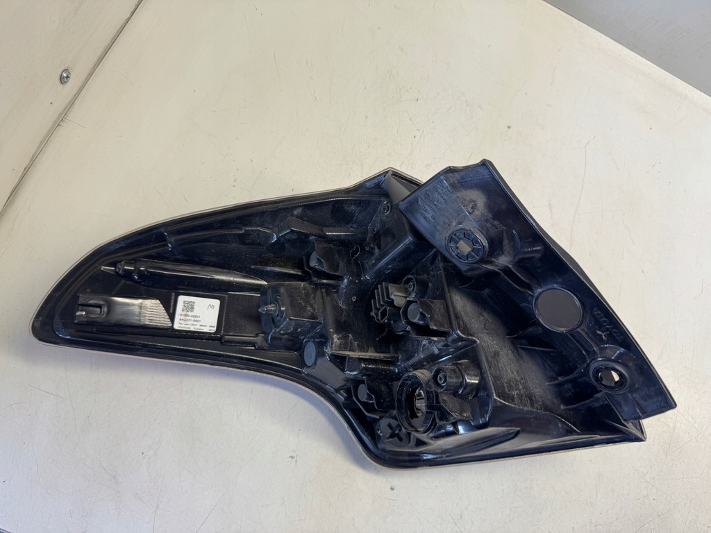 фото №11, Toyota rav4 2015 лампа правый задняя 81550-42201