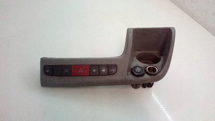 фото №1, Панель переключателей peugeot boxer ii 1308183070