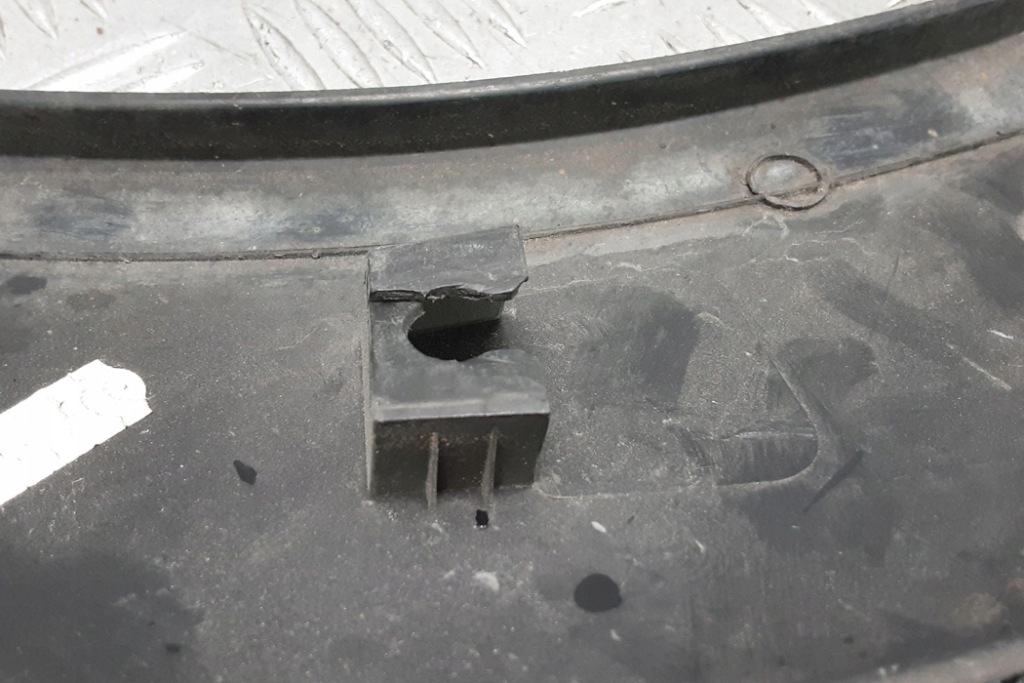 фото №3, Молдинг заднього lewego крила mini cooper r50, r53 1505865 1.6l бензиновий