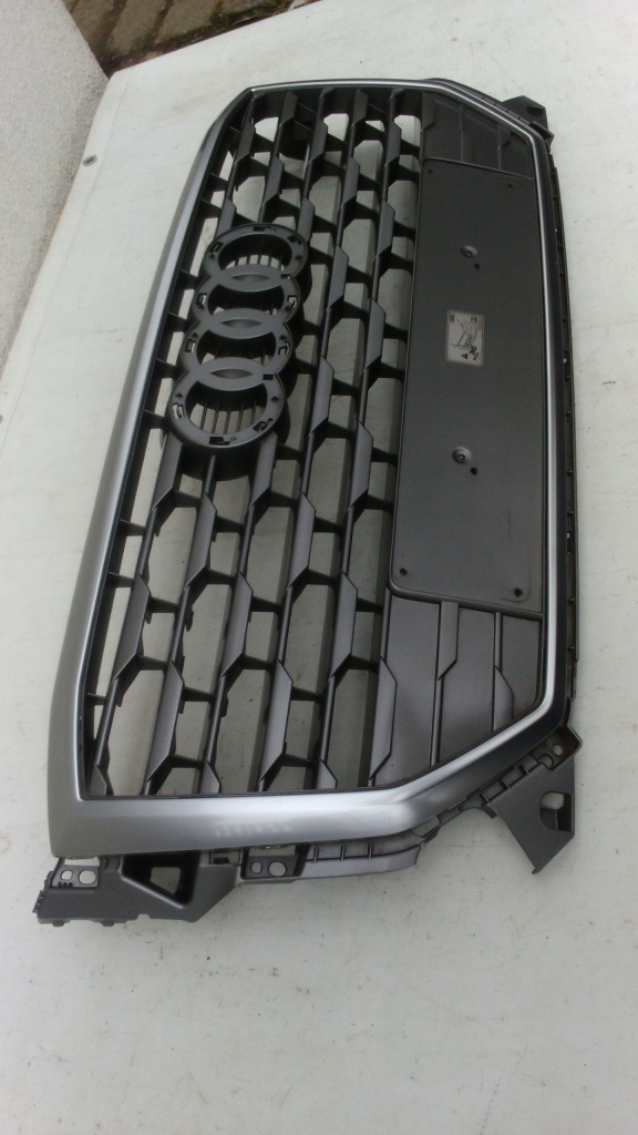 Audi q2 решітка радіатора решітка  радіатора szary 81a853651 в Україні