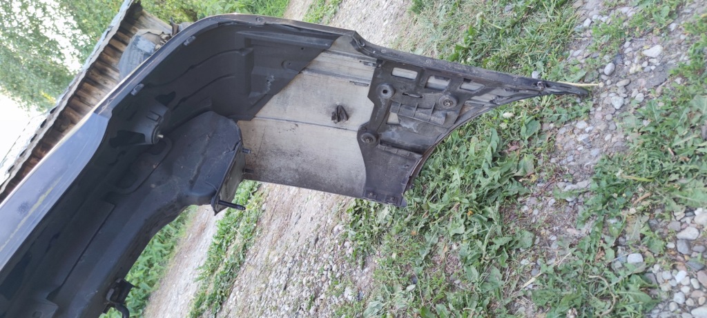 фото №11, Mercedes w203 бампер задній sedan чорний 197