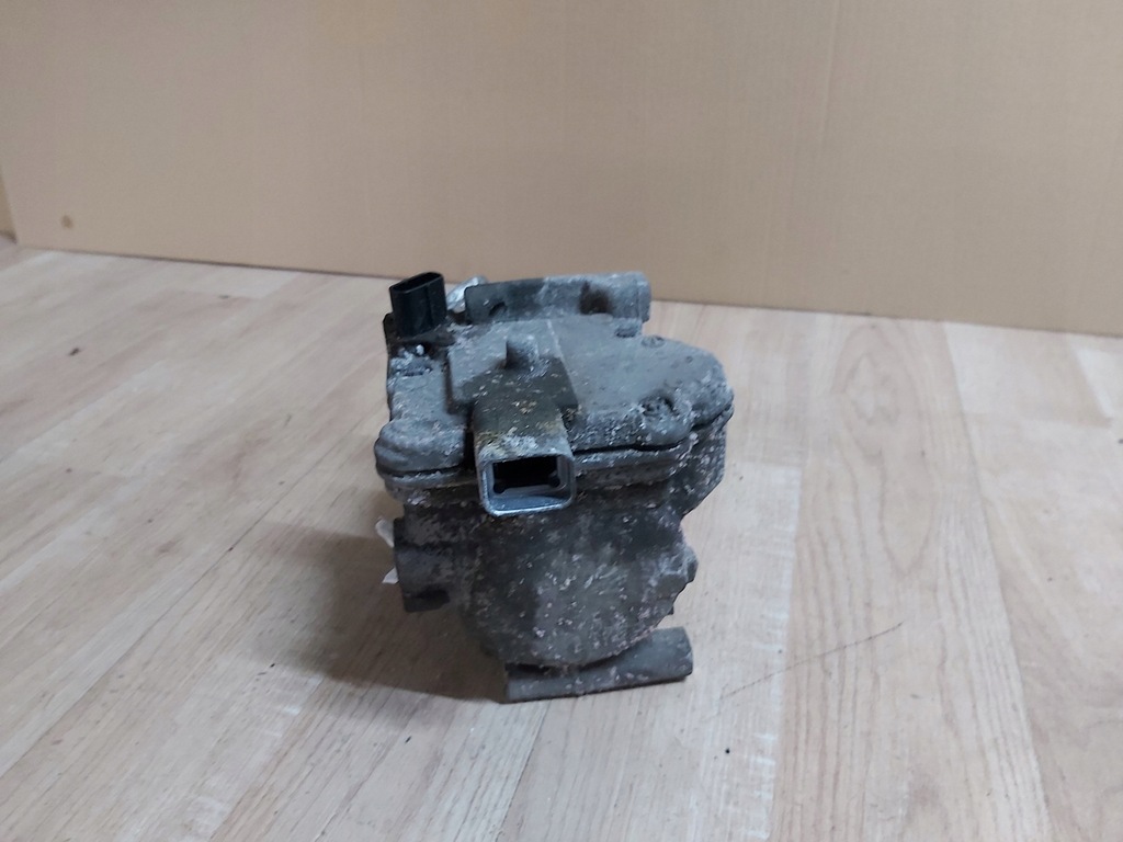 фото №5, Toyota auris i 1,8 гібрид компресор кондиціонера 042200-0420 компресор