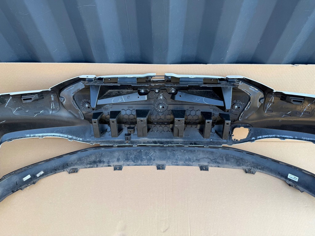 фото №7, Бампер ford mustang mach-e оригинал нет клеёный