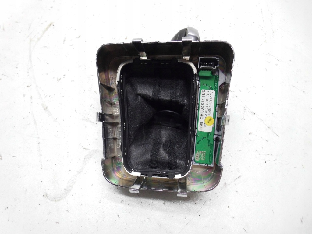 фото №10, Ручка чехол рамка автоматическая коробка передач dsg 5n1713203ad vw tiguan 5n кожа оригинал