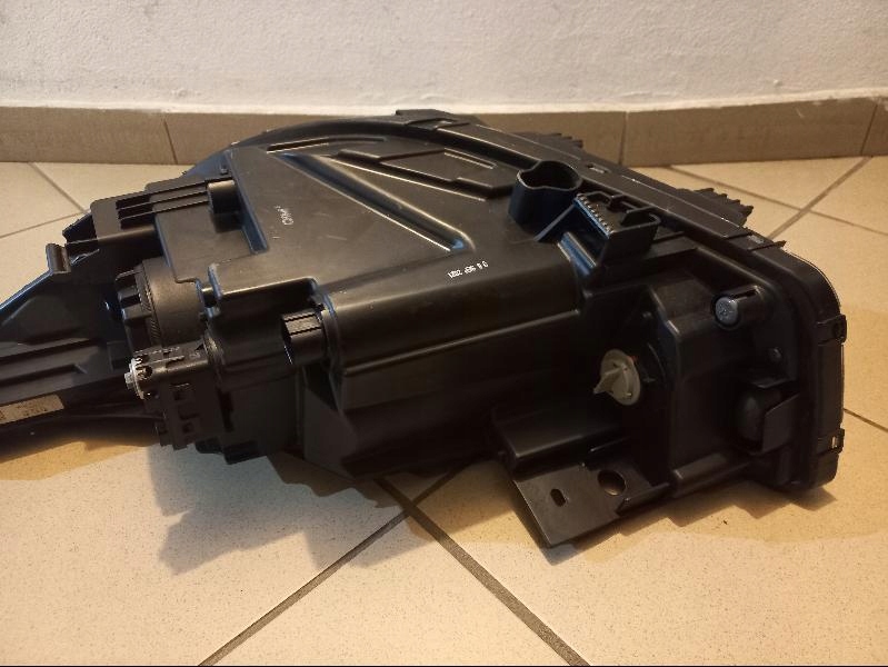 фото №13, Kia rio v 5 лампа передня перед права