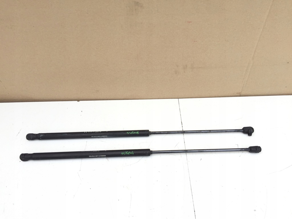 фото №1, Alfa romeo 159 амортизатори капот комплект 60688574