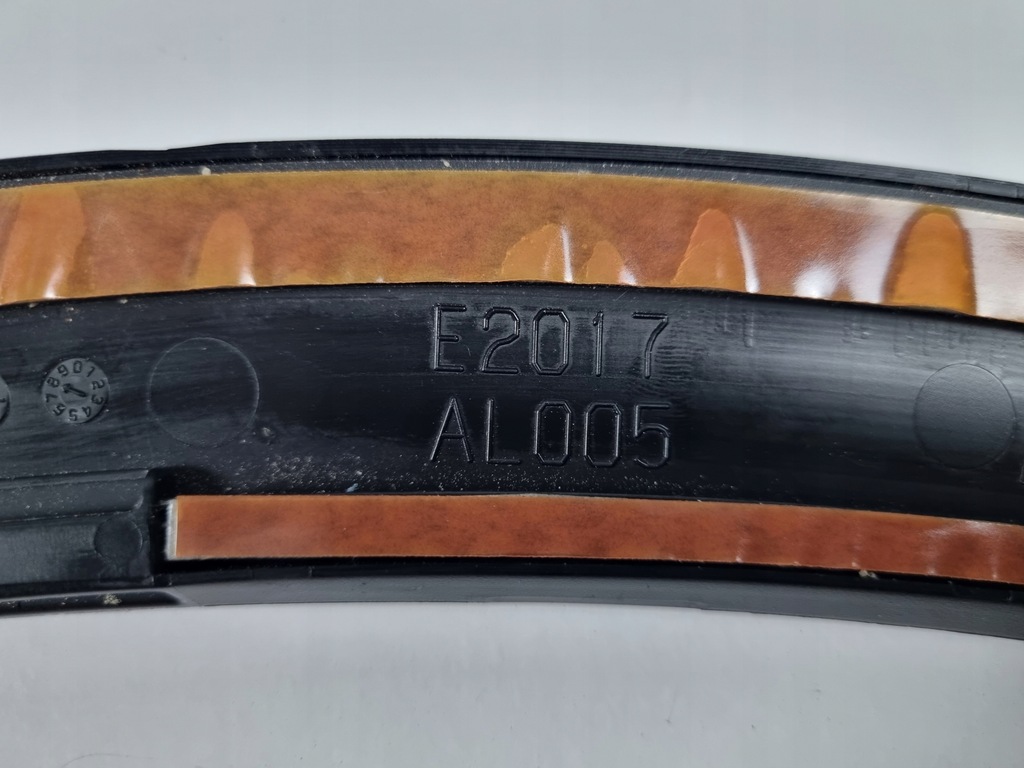 фото №8, Subaru outback v молдинг крыла дверь задняя левая задняя e2017al005