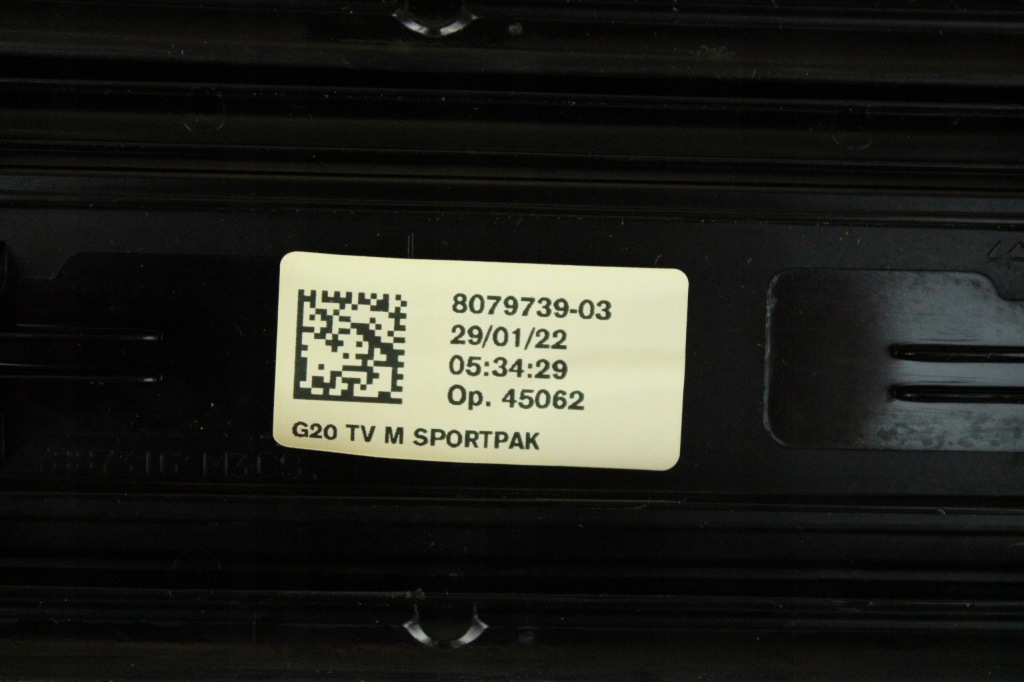 фото №9, Оригинальная молдинг накладка порог перед m-pakiet bmw g26 9492984 17km!