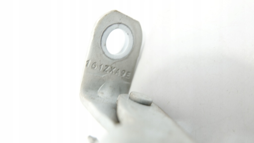 фото №5, Ford fiesta mk7 петли дверь правый перед