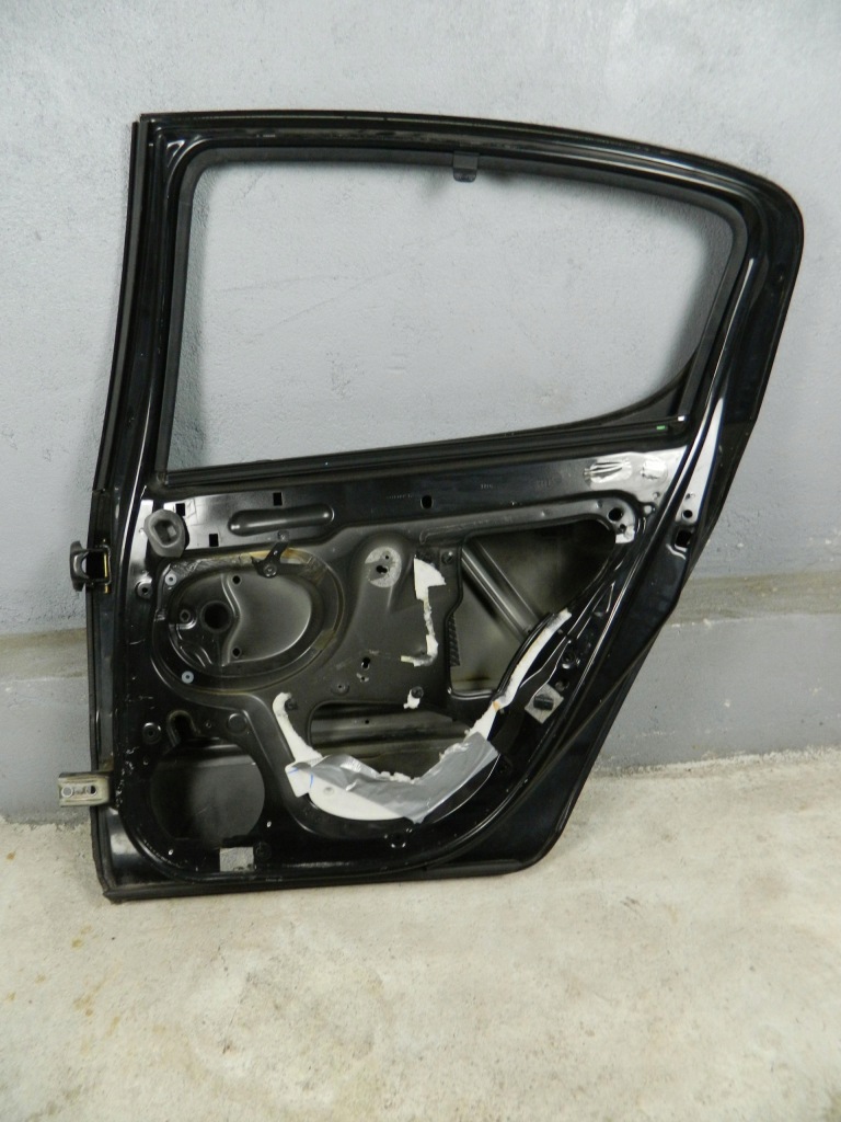 фото №6, Двері ліва задні задня peugeot 407 sedan domalowania