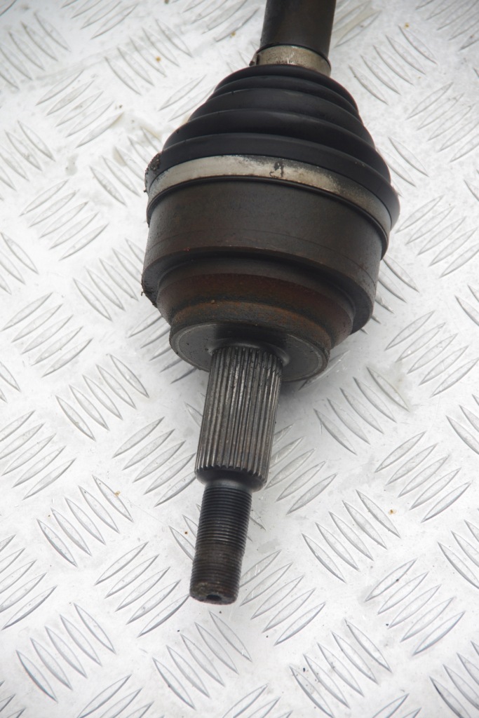 фото №3, Привідний вал лівий задня jeep grand cherokee wk2 srt 6.4