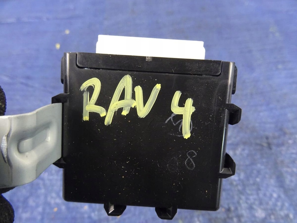 фото №3, Модуль лампа toyota rav-4 iv 89960-42150