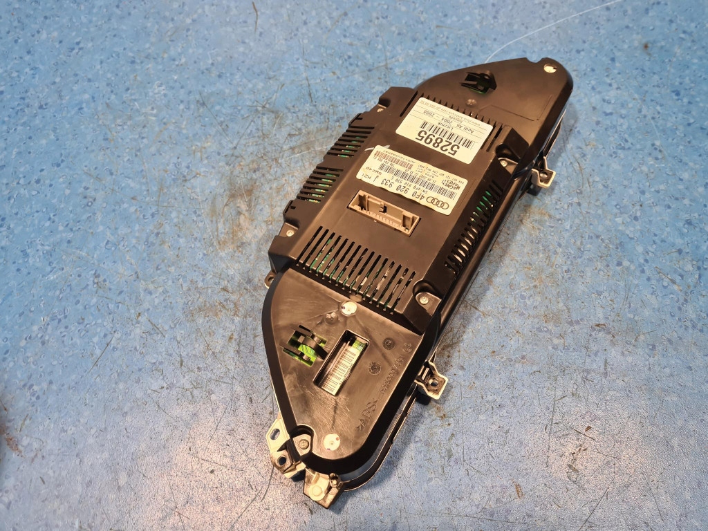 фото №8, Audi a6 c6 2.7 tdi счетчик 4f0920933j