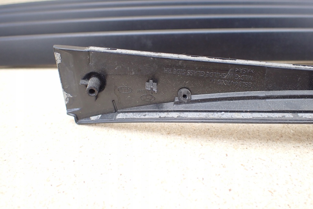 фото №11, Kia ceed 3 iii lift молдинг стекло перед правая 86134-j7000