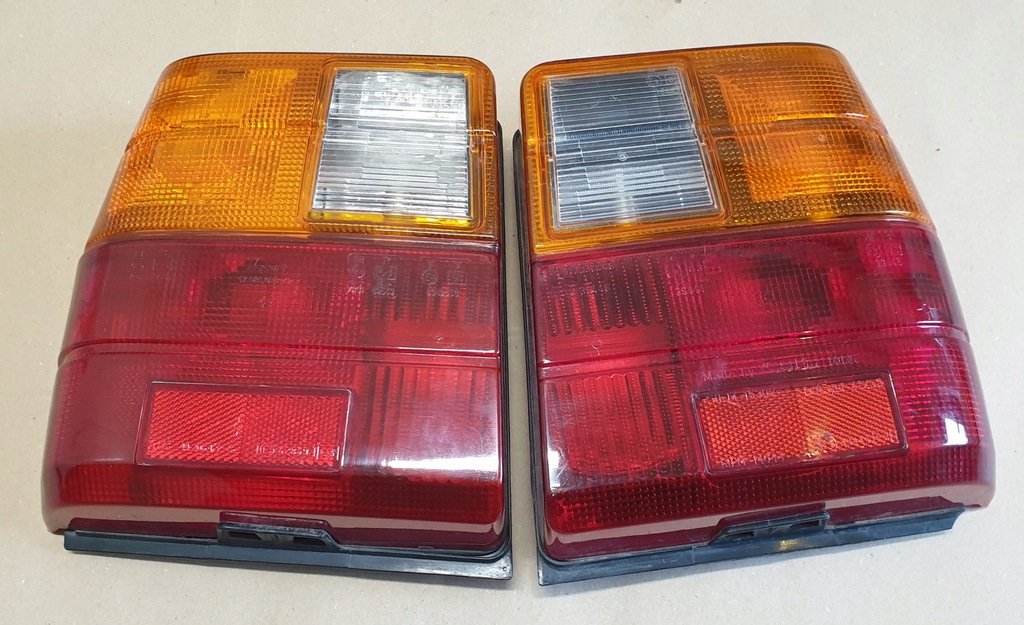 фото №11, Лампа правий задня задня fiat uno оригінальний номер eu комплектна вкладиш