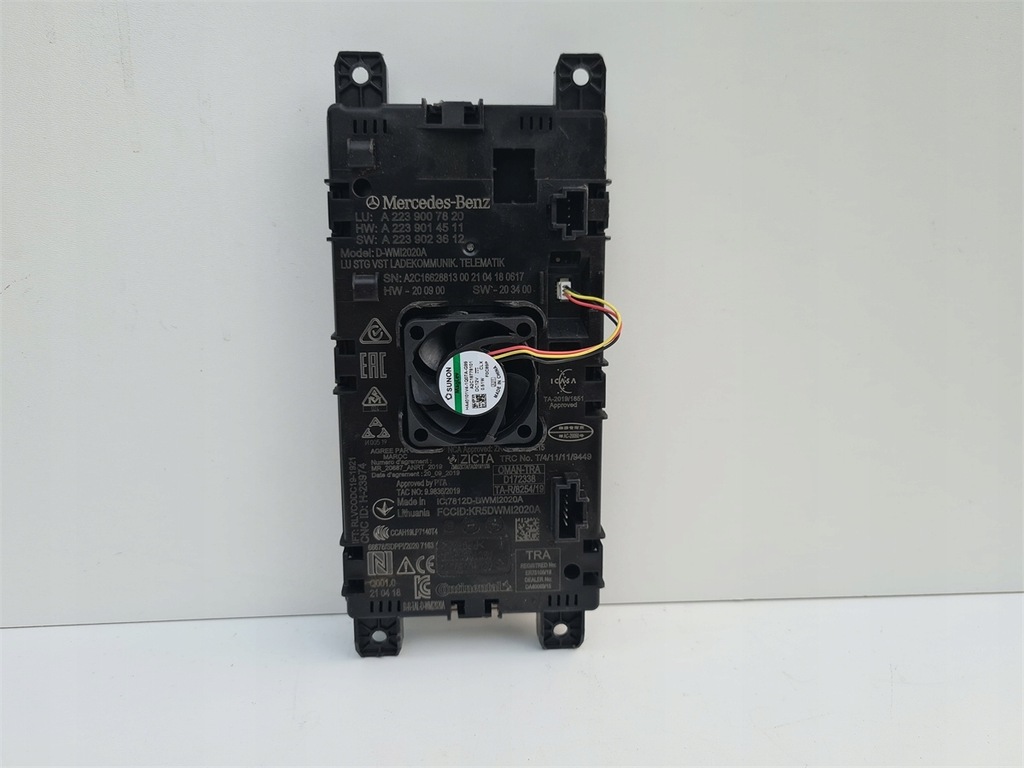 фото №1, Mercedes зарядное устройство индукционная a2239007820